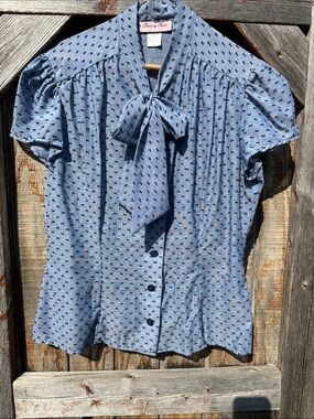 Heart of haute blouse